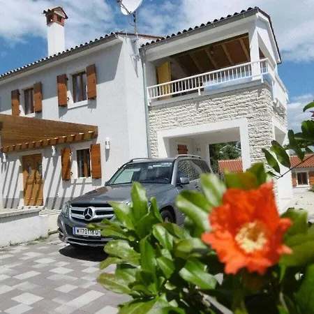 Isabel And Imo Labin (Istria)